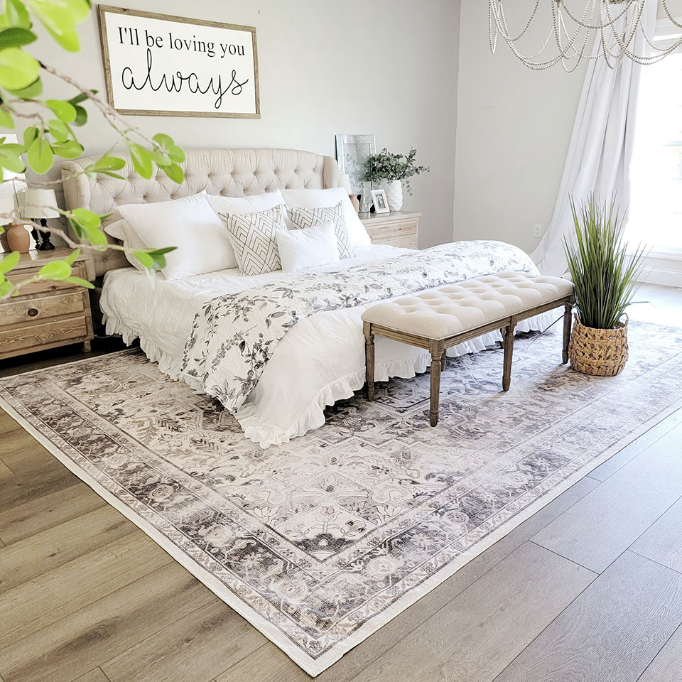 The Right Rug Size For Your Bedroom, Rug Under King Bed