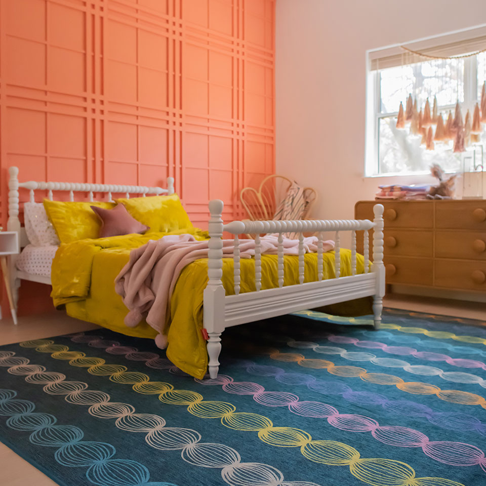 unique colorful rug in kids bedroom