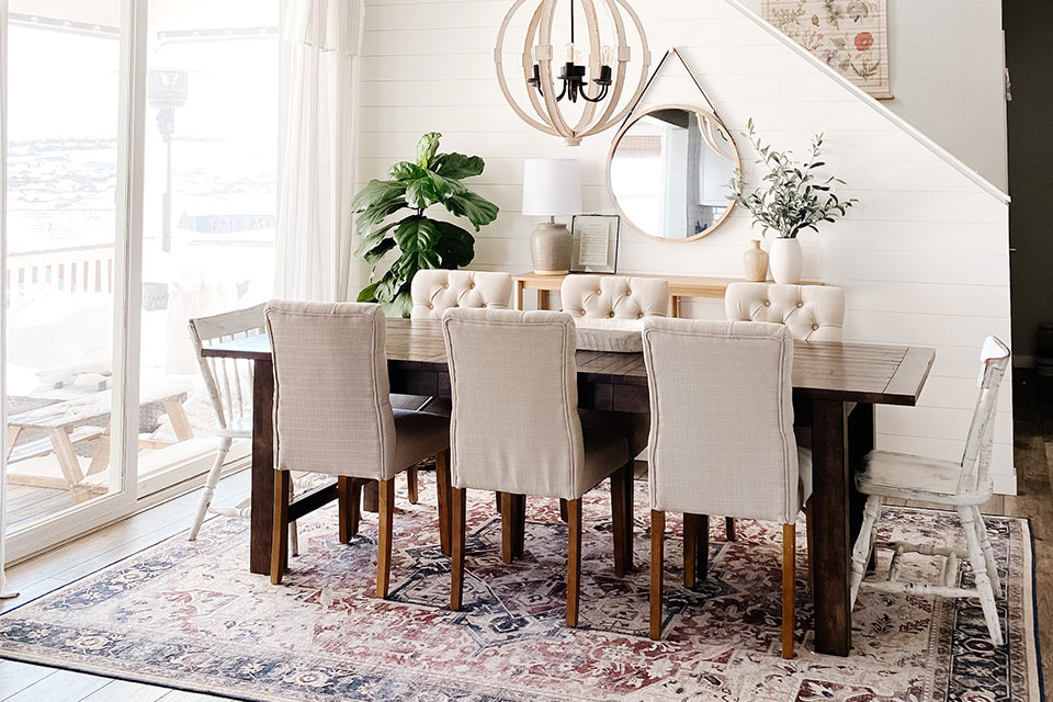 7 Farmhouse Dining Room Rug Ideas, Dining Table Carpet Ideas