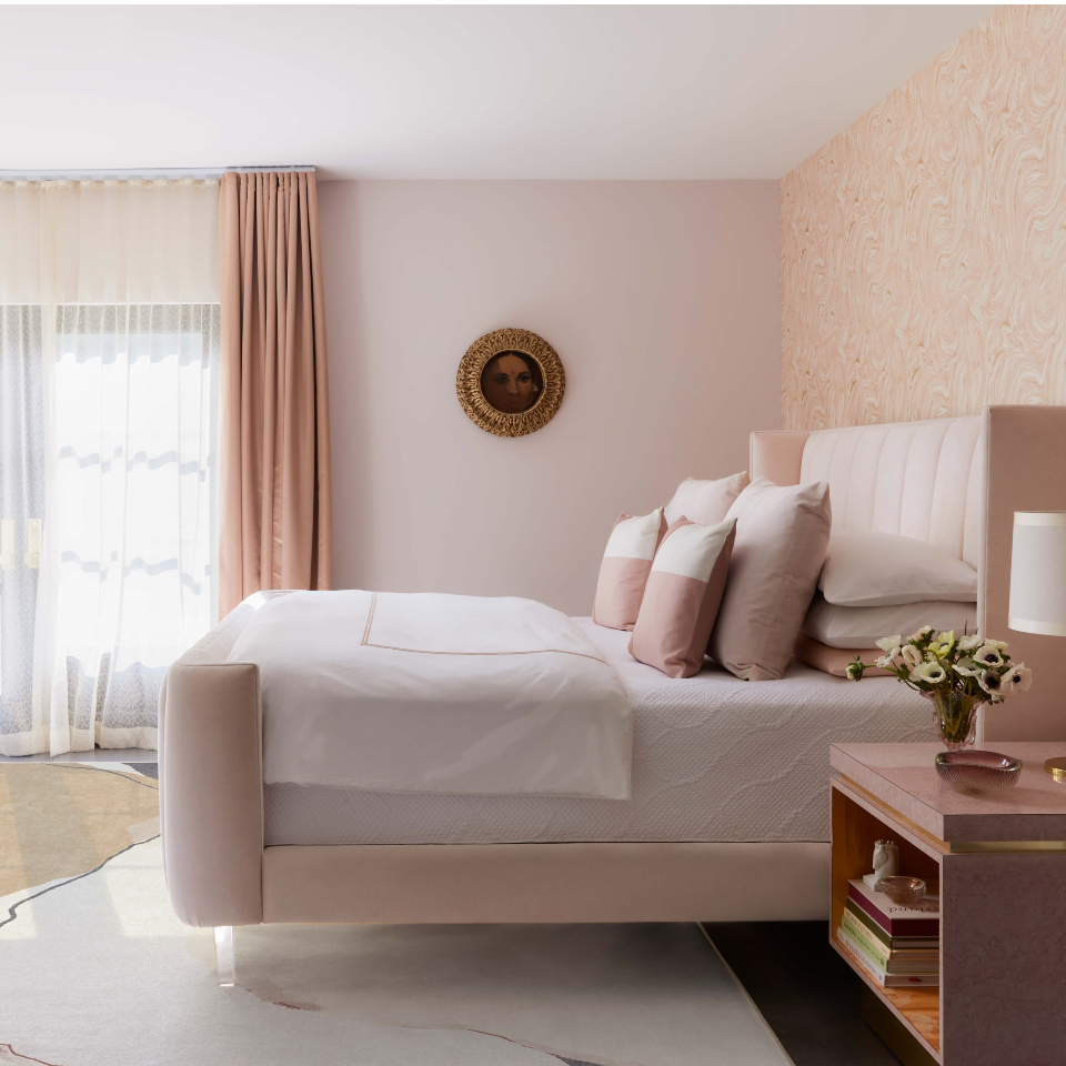 ivory quartz rug in pink bedroom