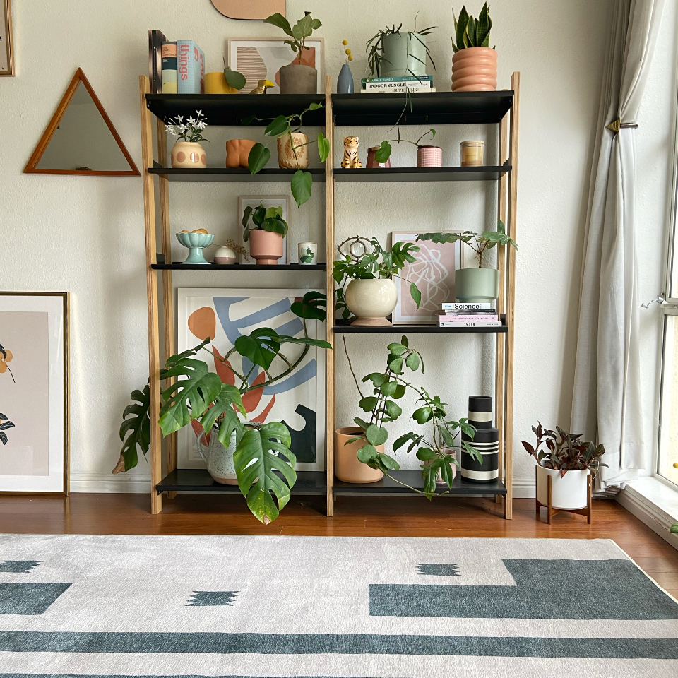 geometric rug in mid century modern living room