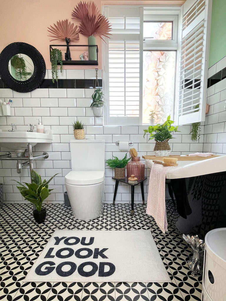 Refresh Your Bathroom With A Stylish Bath Rug — LIVEN DESIGN